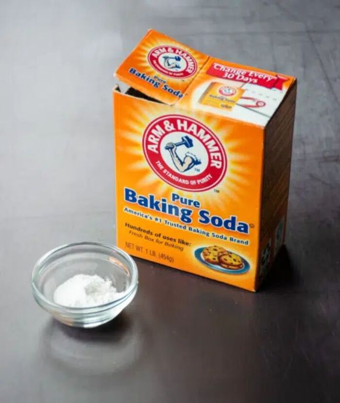 cách trị gàu cho nam bằng baking soda