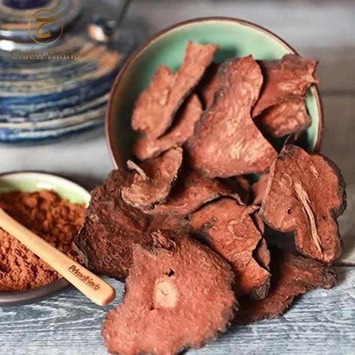 hà thủ ô trị tóc bạc