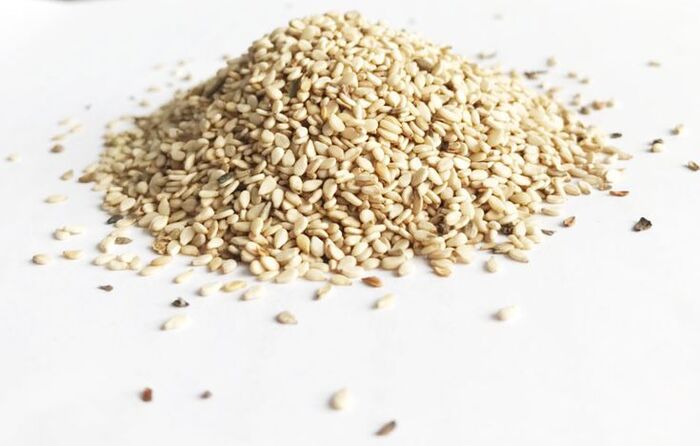 sử dụng hạt mè vừng ở trẻ em có tóc bạc