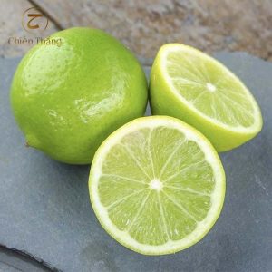 trị gàu bằng nước cốt chanh