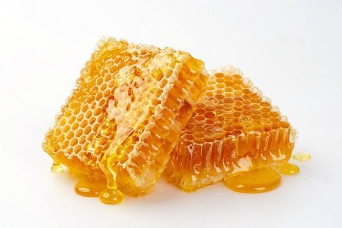 trị gàu bằng nước cốt chanh với mật ong