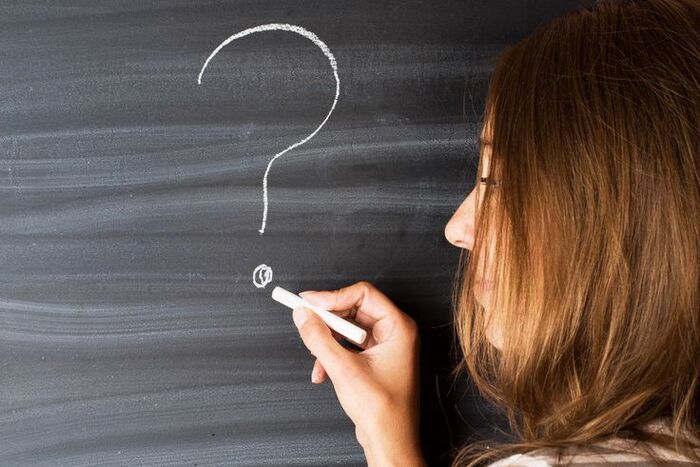 vì sao cần cách chăm sóc da dầu sau nhuộm