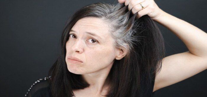 vì sao cỏ mực là khắc tinh của tóc bạc sớm