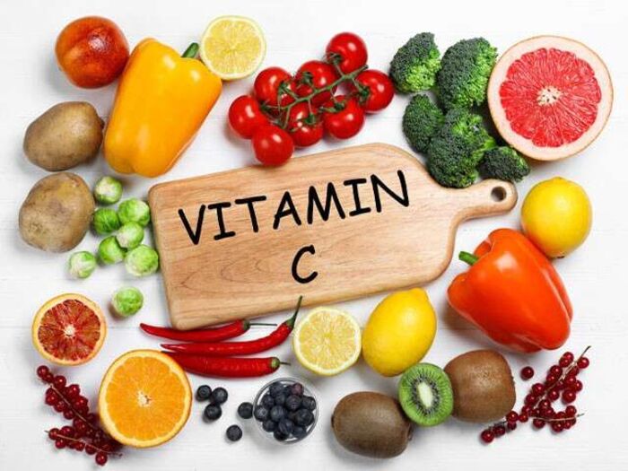 vitamin C khế chua trị tóc bạc