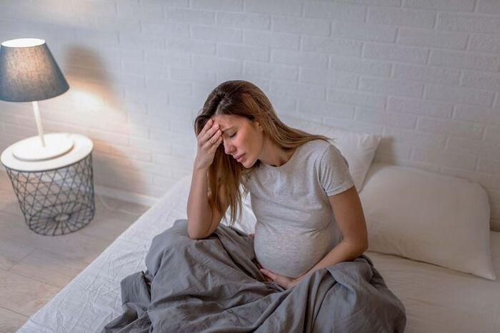 bà bầu bị gàu nhiều hơn stress căng thẳng tâm lý