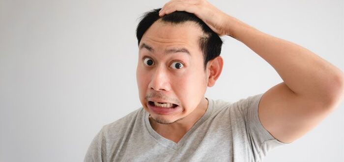 các nguyên nhân dẫn đến tình trạng tóc khô xơ nam
