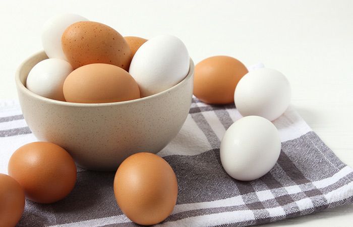 cách chăm sóc tóc khô xơ với sốt trứng