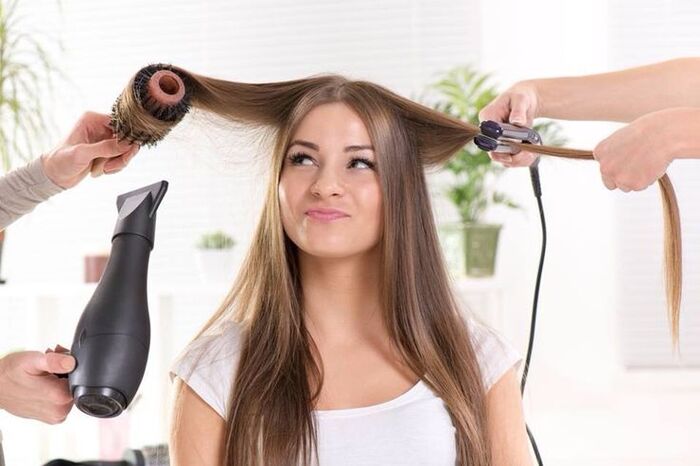 nên sấy tóc nóng hay lạnh