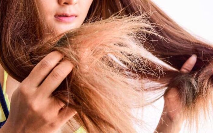 tại sao tóc bị khô xơ
