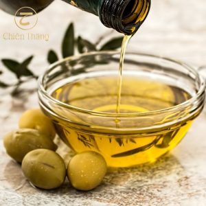 trị gàu bằng dầu oliu