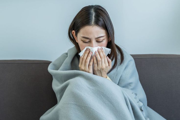 dễ nhiễm lạnh gây đau đầu